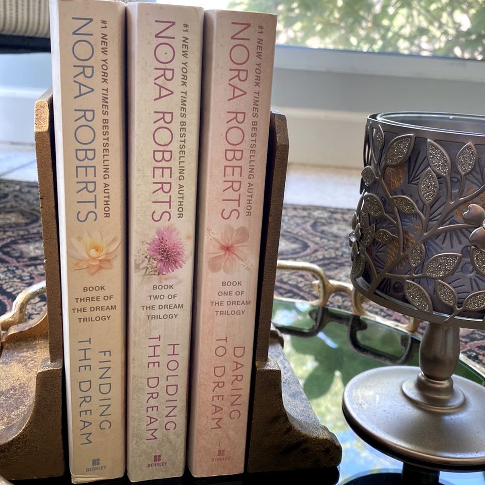 Nora Roberts set of books